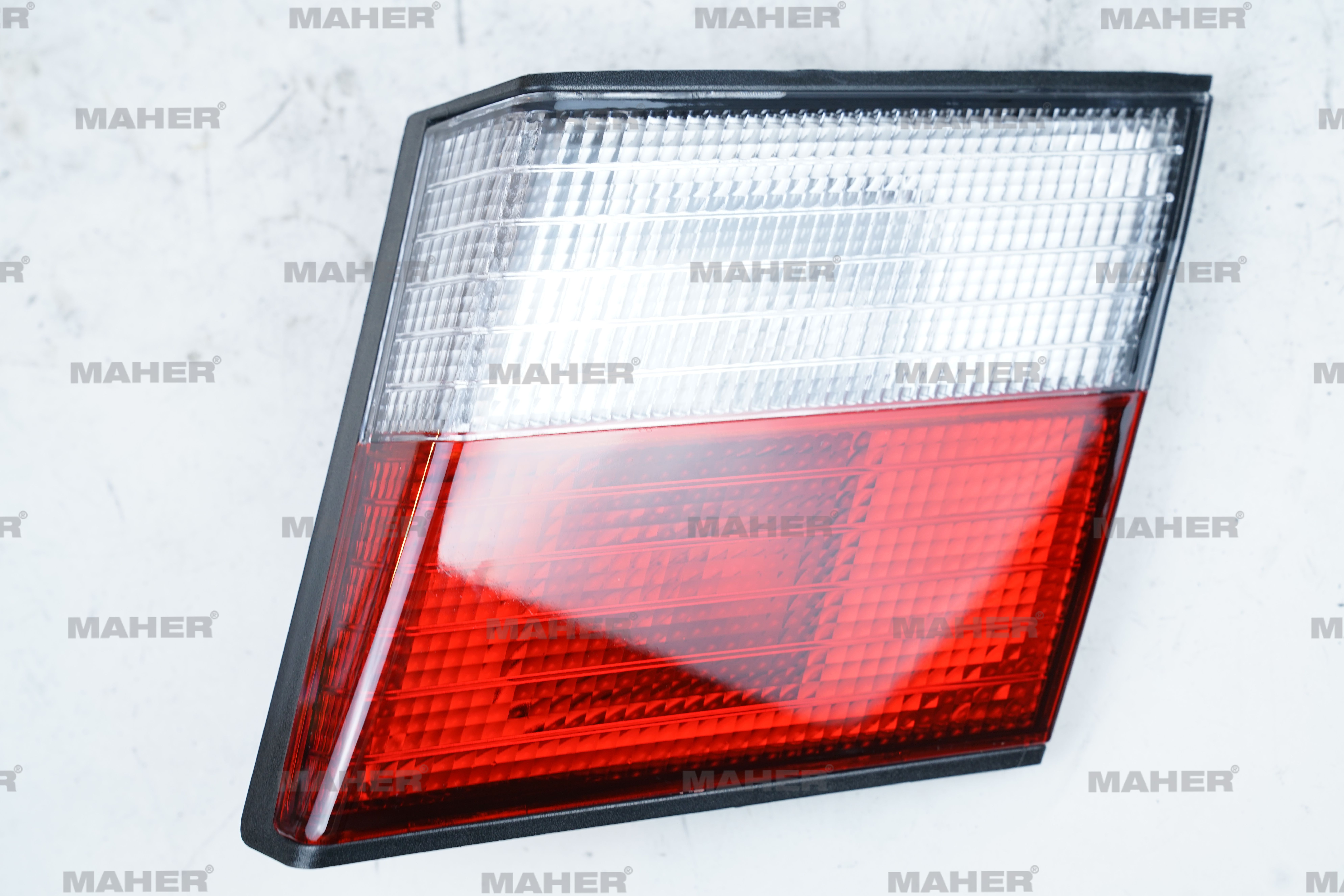 Nissan Primera Sağ İç Aydınlatma 1996-2000 Stop Lambası İç Sağ OEM 26550-2F925